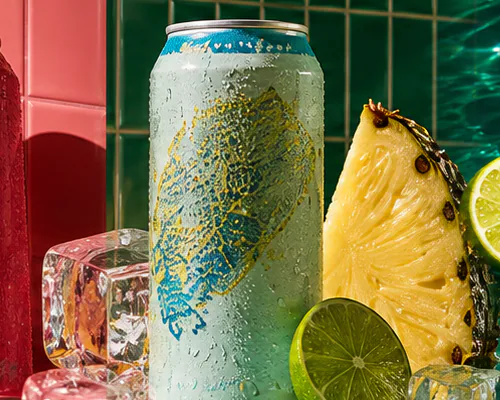Pineapple lime sparkling drink