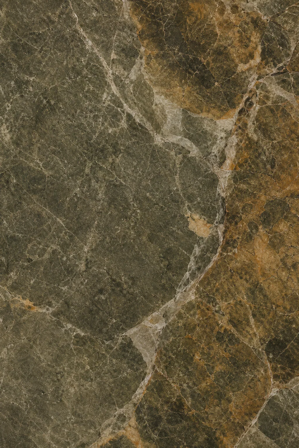 Green-veined stone detail